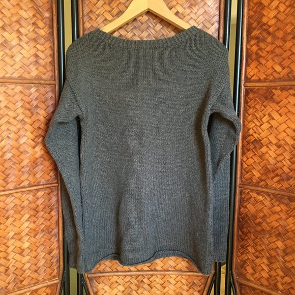 Roots Grey Cable Knit Wool Blend Sweater - Picture 2 of 8